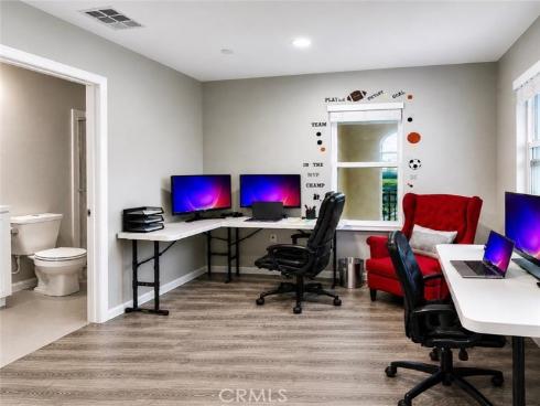 120 S Pacific Ave  34 , Santa Ana, CA