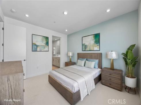 669 S Lyon   Street, Santa Ana, CA