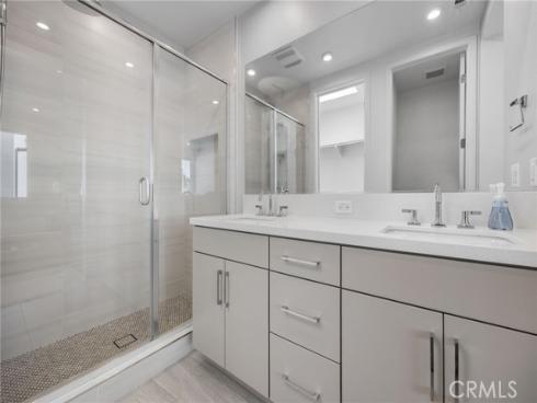669 S Lyon   Street, Santa Ana, CA