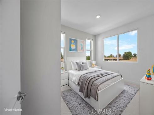 669 S Lyon   Street, Santa Ana, CA