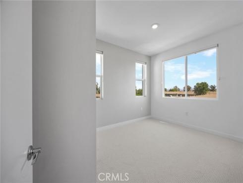 669 S Lyon   Street, Santa Ana, CA