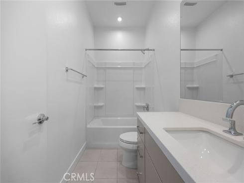669 S Lyon   Street, Santa Ana, CA