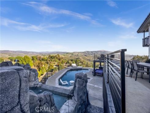 1711 Sirrine , Santa Ana, CA