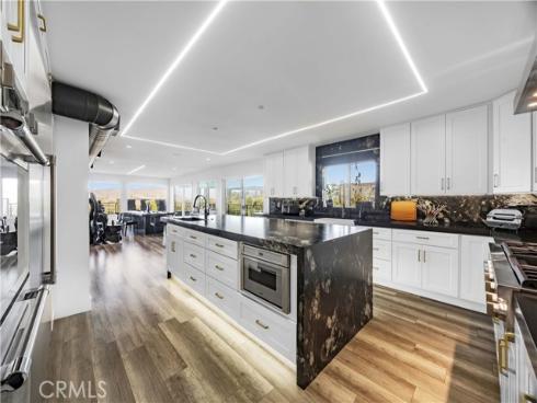 1711 Sirrine , Santa Ana, CA
