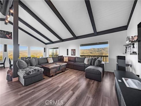 1711 Sirrine , Santa Ana, CA