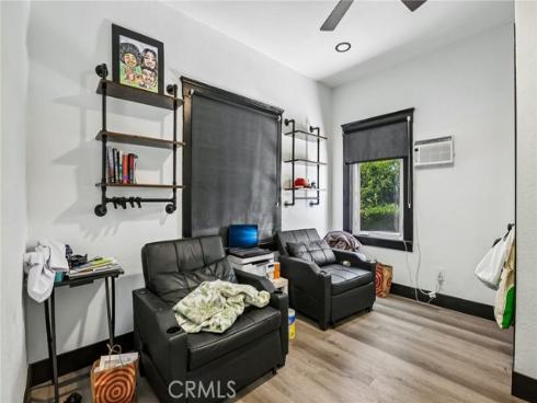 1127 W 5th , Santa Ana, CA