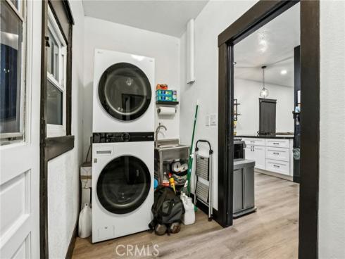 1127 W 5th , Santa Ana, CA