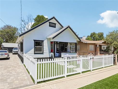 1127 W 5th , Santa Ana, CA