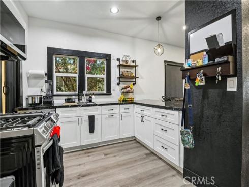 1127 W 5th , Santa Ana, CA