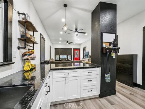 1127 W 5th , Santa Ana, CA