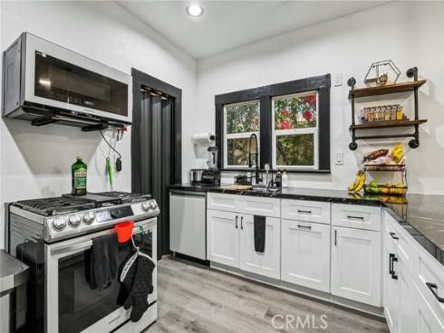 1127 W 5th , Santa Ana, CA