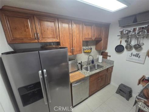 1010 W Macarthur 77 Boulevard, Santa Ana, CA