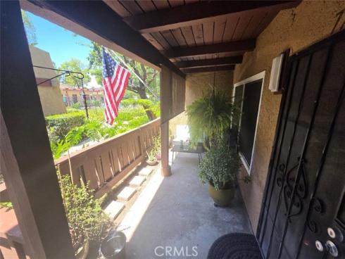 1010 W Macarthur 77 Boulevard, Santa Ana, CA