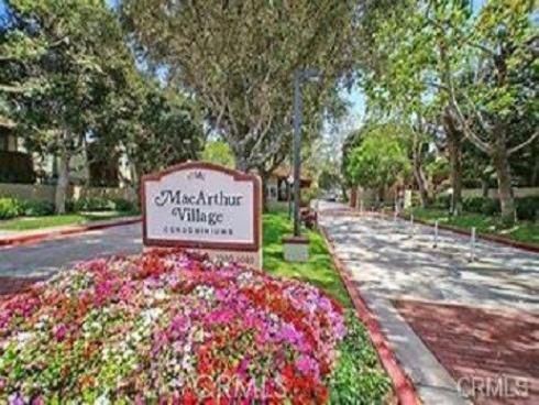 1010 W Macarthur 77 Boulevard, Santa Ana, CA
