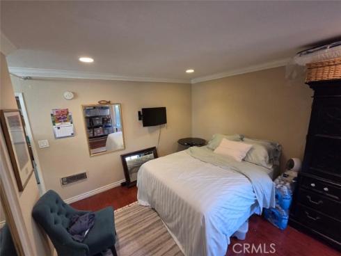 1010 W Macarthur 77 Boulevard, Santa Ana, CA