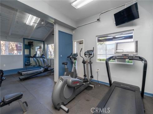 1010 W Macarthur 77 Boulevard, Santa Ana, CA