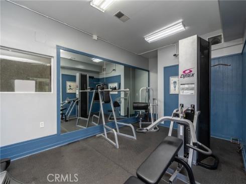 1010 W Macarthur 77 Boulevard, Santa Ana, CA