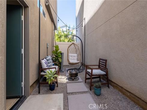 924 E 3rd   Street, Santa Ana, CA