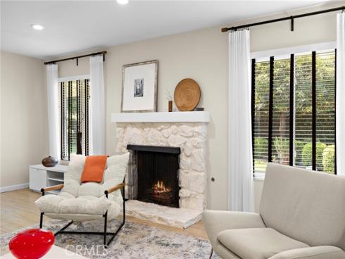 916 E Jonquil , Santa Ana, CA