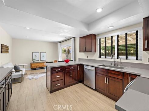 916 E Jonquil , Santa Ana, CA