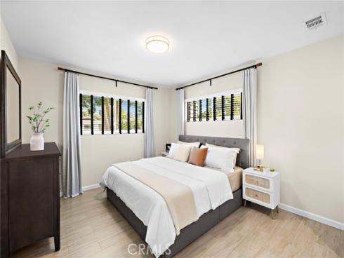 916 E Jonquil , Santa Ana, CA