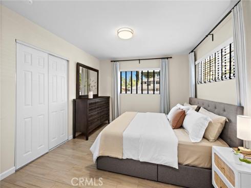 916 E Jonquil , Santa Ana, CA