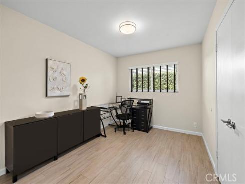 916 E Jonquil , Santa Ana, CA