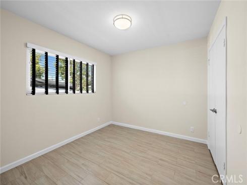916 E Jonquil , Santa Ana, CA