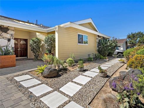 916 E Jonquil , Santa Ana, CA