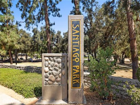 916 E Jonquil , Santa Ana, CA