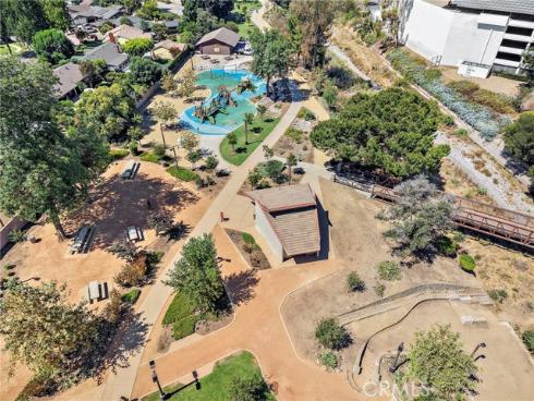 916 E Jonquil , Santa Ana, CA