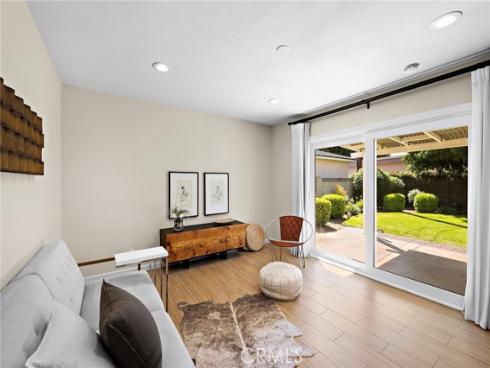 916 E Jonquil , Santa Ana, CA