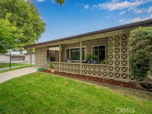 13361  El Dorado  201F  Drive, Seal Beach, CA