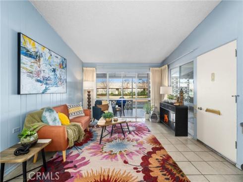 1502  Golden Rain  46J  RoadM-2, Seal Beach, CA