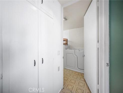 1502  Golden Rain  46J  RoadM-2, Seal Beach, CA
