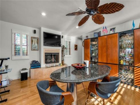 236 8th St , Seal Beach, CA