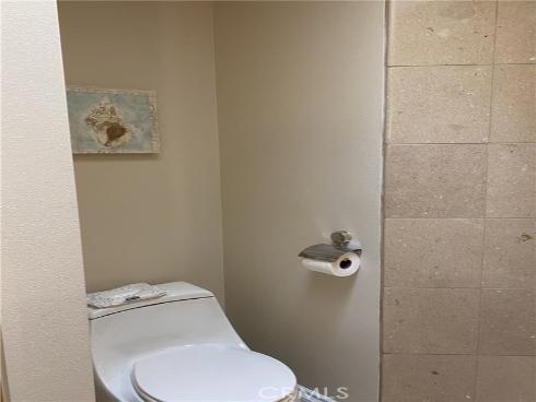 1771 Sunningdale Rd., M14-49d , Seal Beach, CA