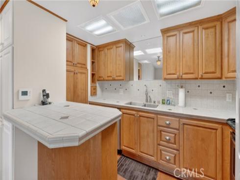 1462  Merion  30G  Way, Seal Beach, CA