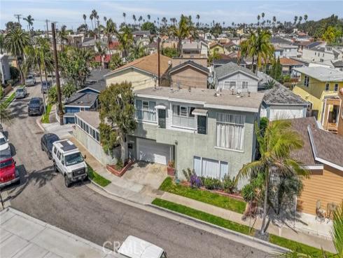 1521  Marine  , Seal Beach, CA