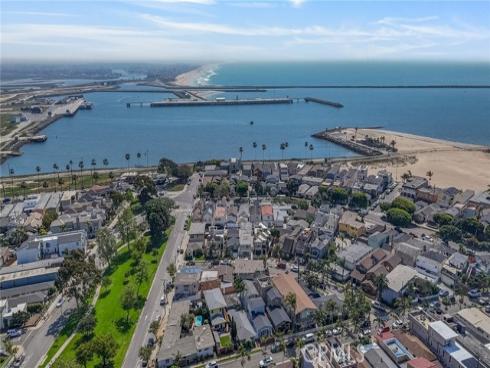 1521  Marine  , Seal Beach, CA
