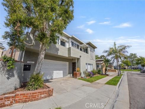 1521  Marine  , Seal Beach, CA