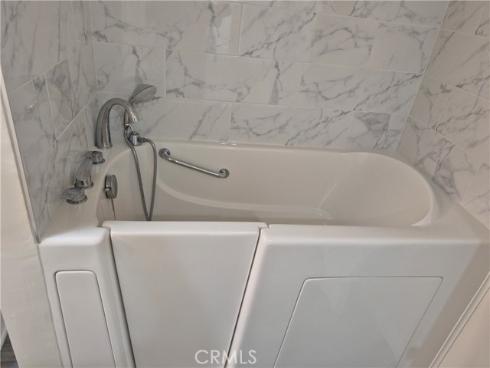 13701 Annandale Dr, 16z 16Z Drive, Seal Beach, CA