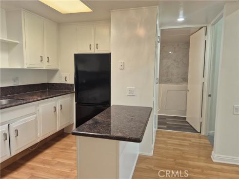 13701 Annandale Dr, 16z 16Z Drive, Seal Beach, CA