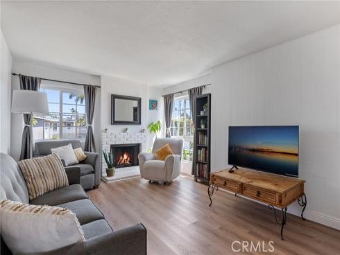 850 Coastline Drive, Seal Beach, CA