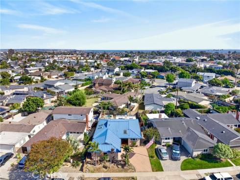 800  Driftwood   Avenue, Seal Beach, CA