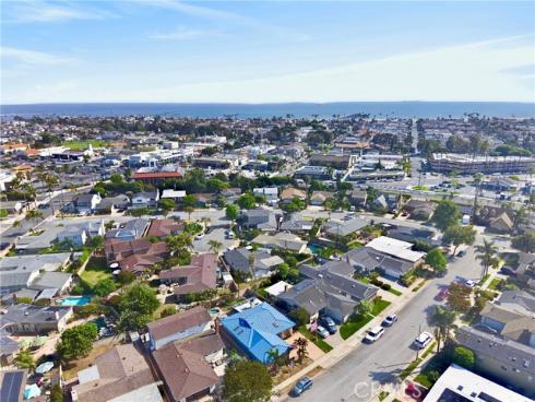 800  Driftwood   Avenue, Seal Beach, CA