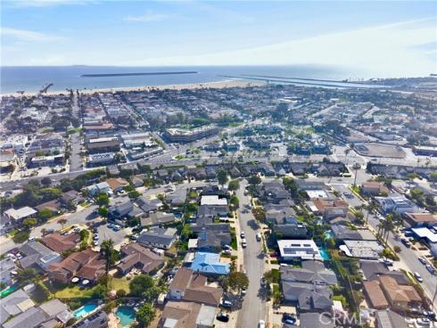 800  Driftwood   Avenue, Seal Beach, CA