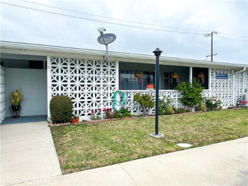 1321 Golden Rain Rd., M2-67d , Seal Beach, CA