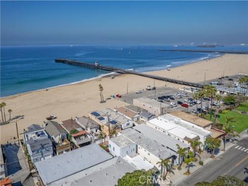 1003  Seal  , Seal Beach, CA
