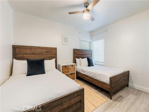 1003  Seal  , Seal Beach, CA